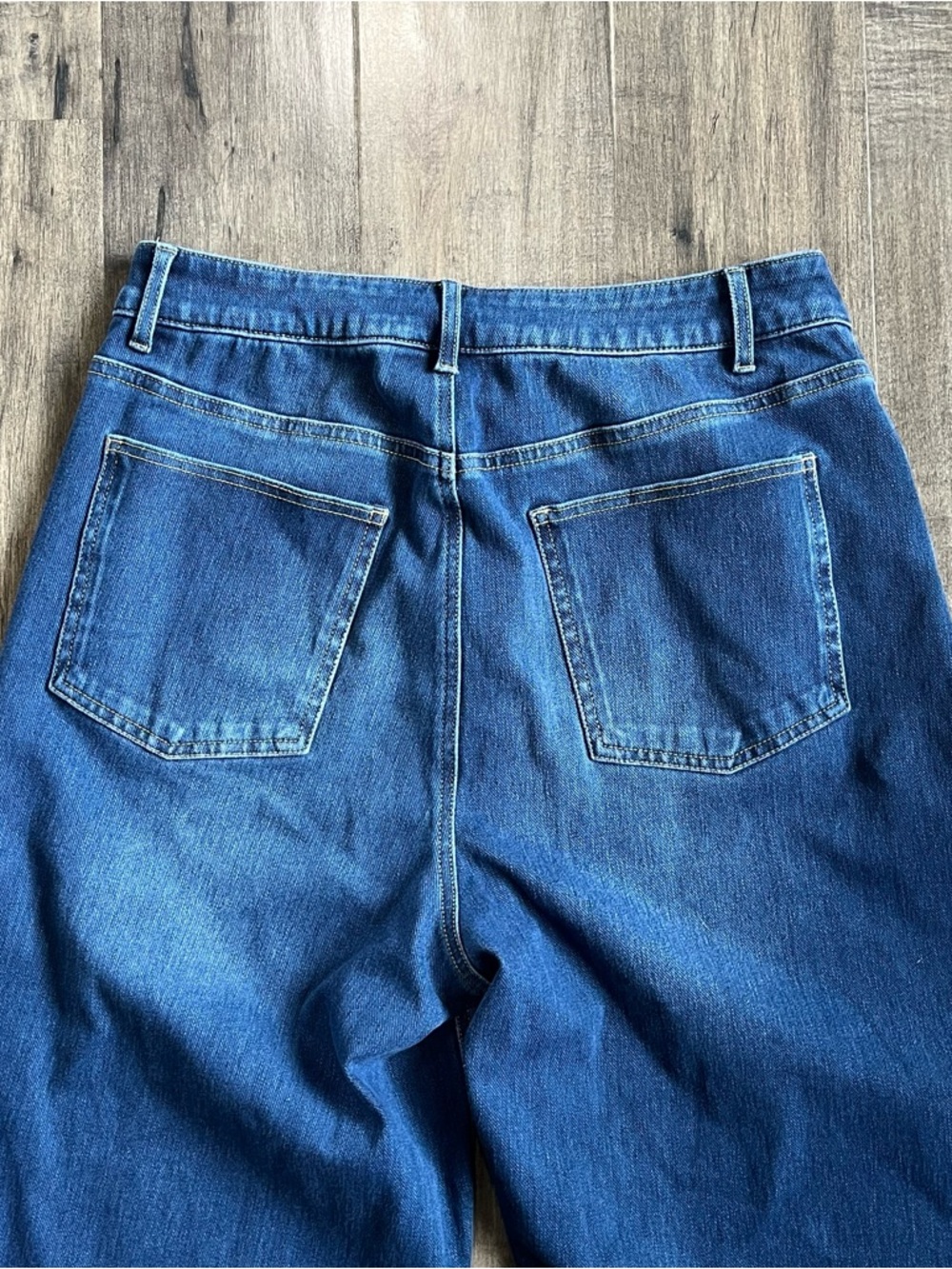Halara Women's Flex High Waisted Rolled Hem Wide Leg Jeans Sz M - Picture 5 of 6